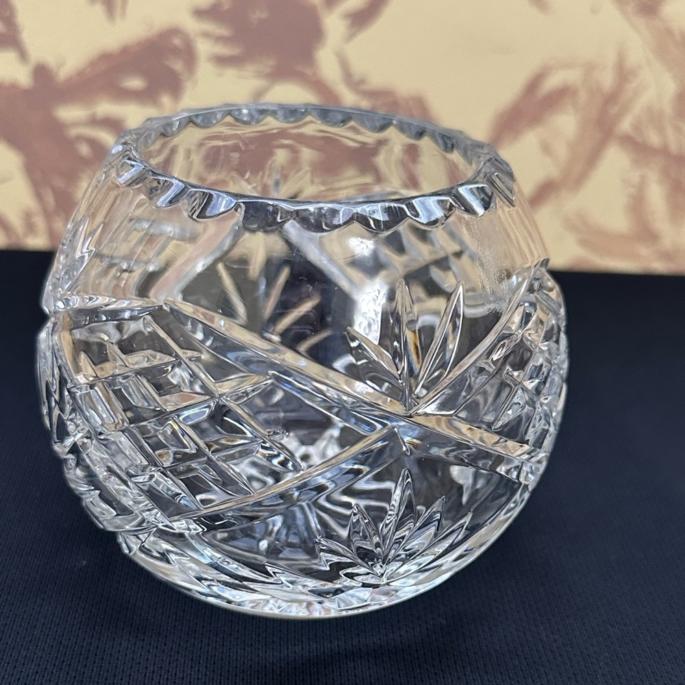 Elegant Crystal Cut Glass Rose Bowl